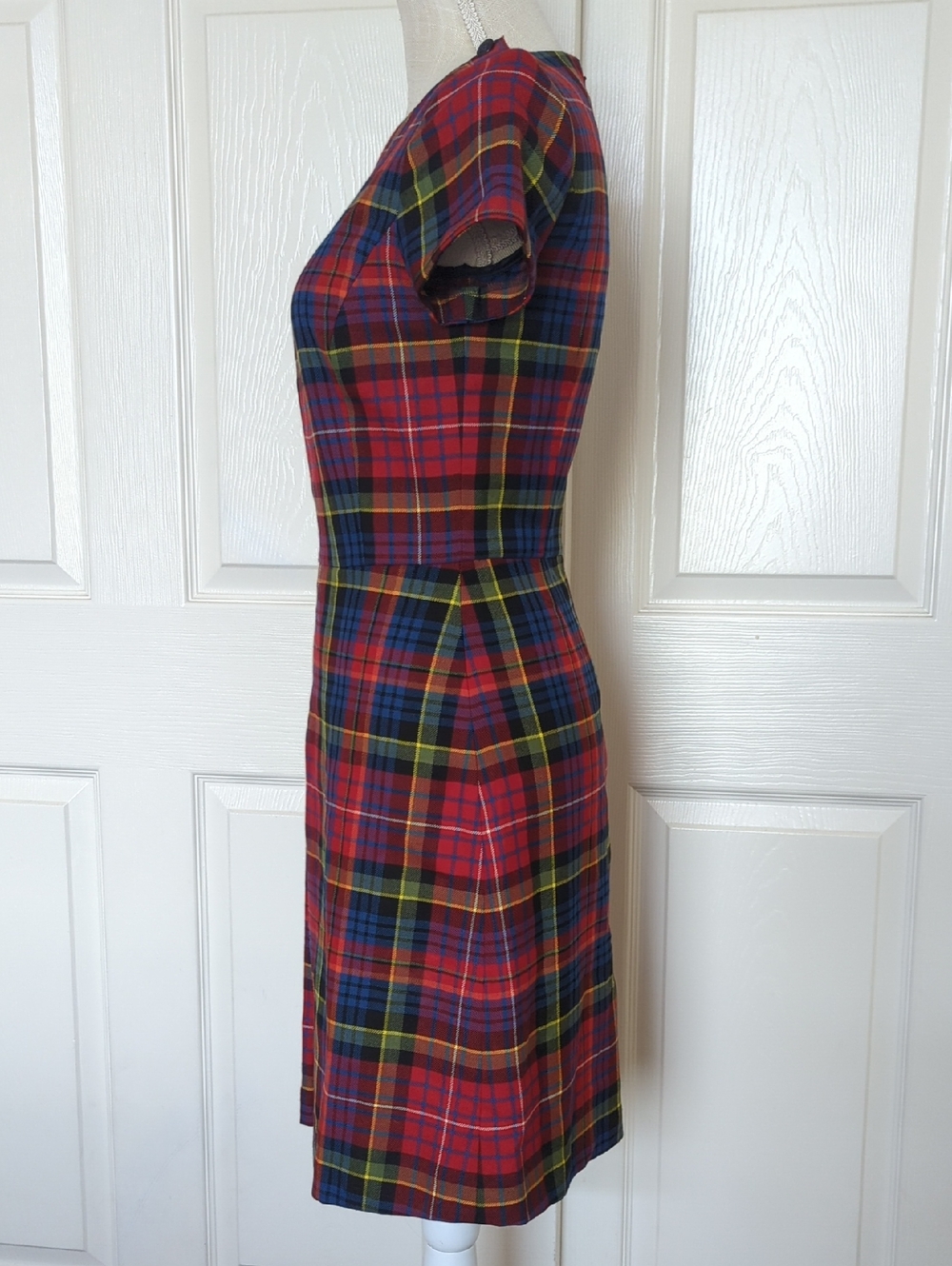 Vintage Brooks Brother Red Plaid Short Sleeve Fit-and-Flare Wool Dress - Picture 4 of 10